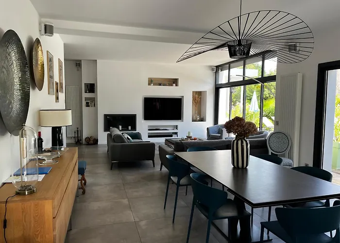Villa Oasis Climatisee Avec Piscine Chauffee A Hossegor