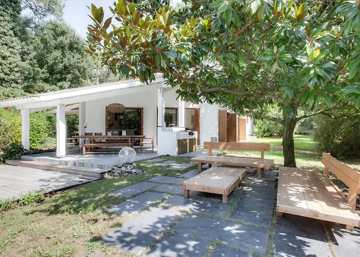Villa Avec Piscine Proche Lac, Ocean Et Foret